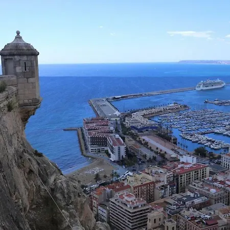 Apartment Espacioso Y Centrico Piso Con Zona Chill Out Alicante